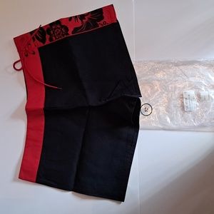 🆕 Venus Women’s Board Shorts  Sz 12 Black & Red New in bag